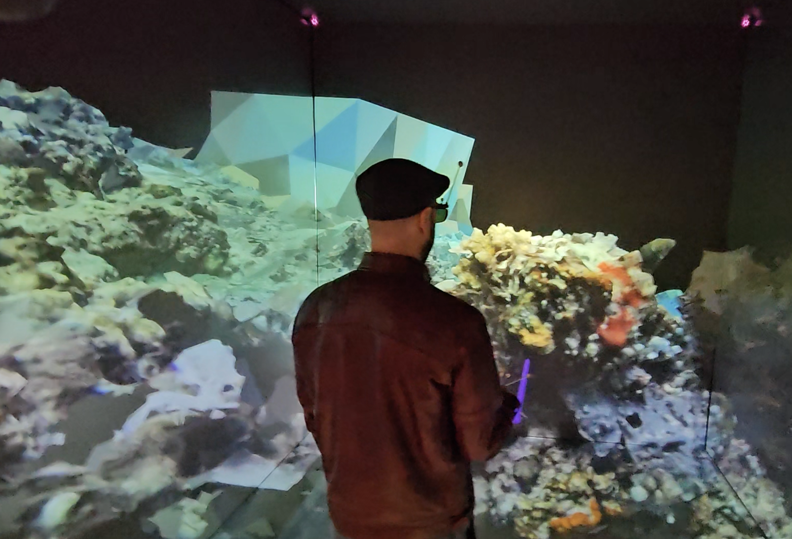 Trying out the CAVE system at the HLRS High-Performance Computing Center, Stuttgart